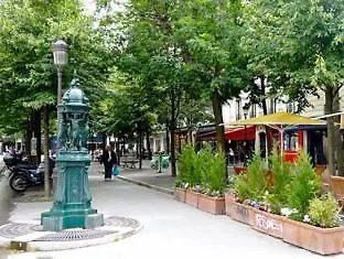 Ξενοδοχείο Roi Rene 2*