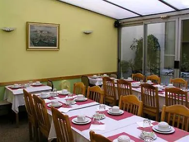 Roi Rene Παρίσι