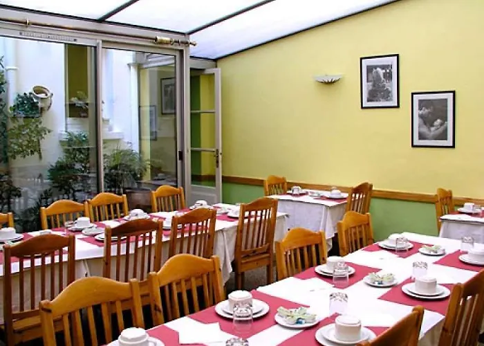 Roi Rene Hotel Paryż